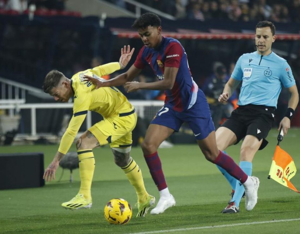 Tremendo robo: El insólito gol que le anularon al Villarreal en su visita al Barcelona