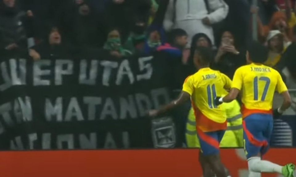 Traspasaron fronteras: Hinchas de Atlético Nacional protestaron durante el amistoso de la Selección Colombia