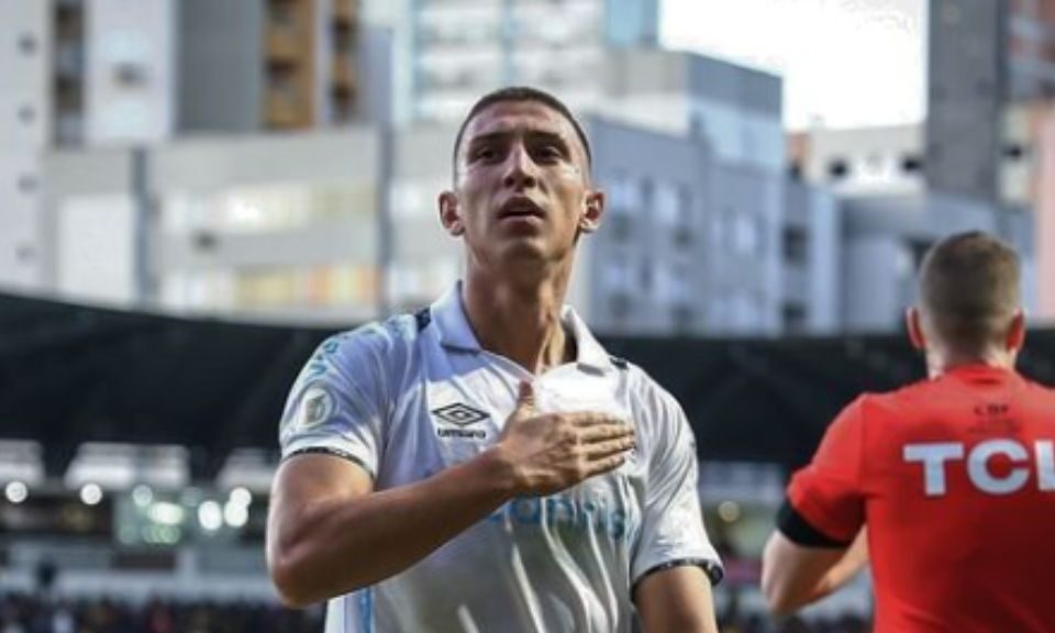 Además del gol: Así fue el partidazo de Miguel Monsalve con Gremio en el Brasileirao