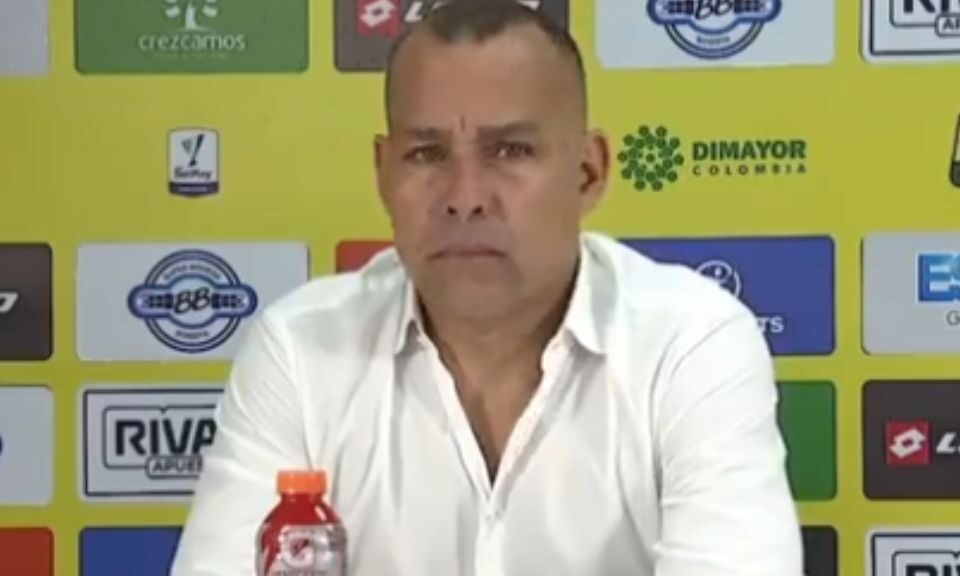 Explotó Dudamel: El entrenador del Bucaramanga mostró su enojo y arremetió contra un periodista