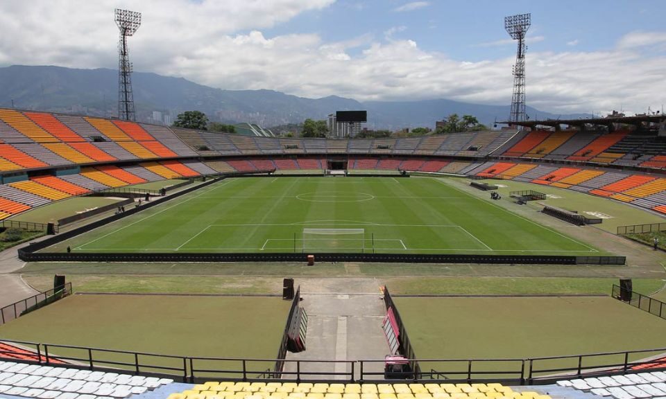 Las sanciones que recibirá el Atanasio Girardot tras las desmanes entre hinchas de Junior y Nacional